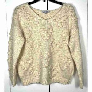 Elegant Cream Knit Sweater